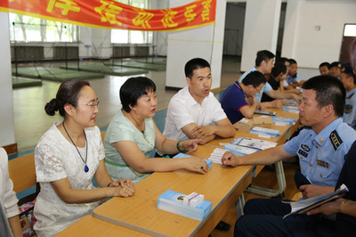 法律援助與法律咨詢(xún) 守護(hù)社會(huì)公正的守護(hù)者